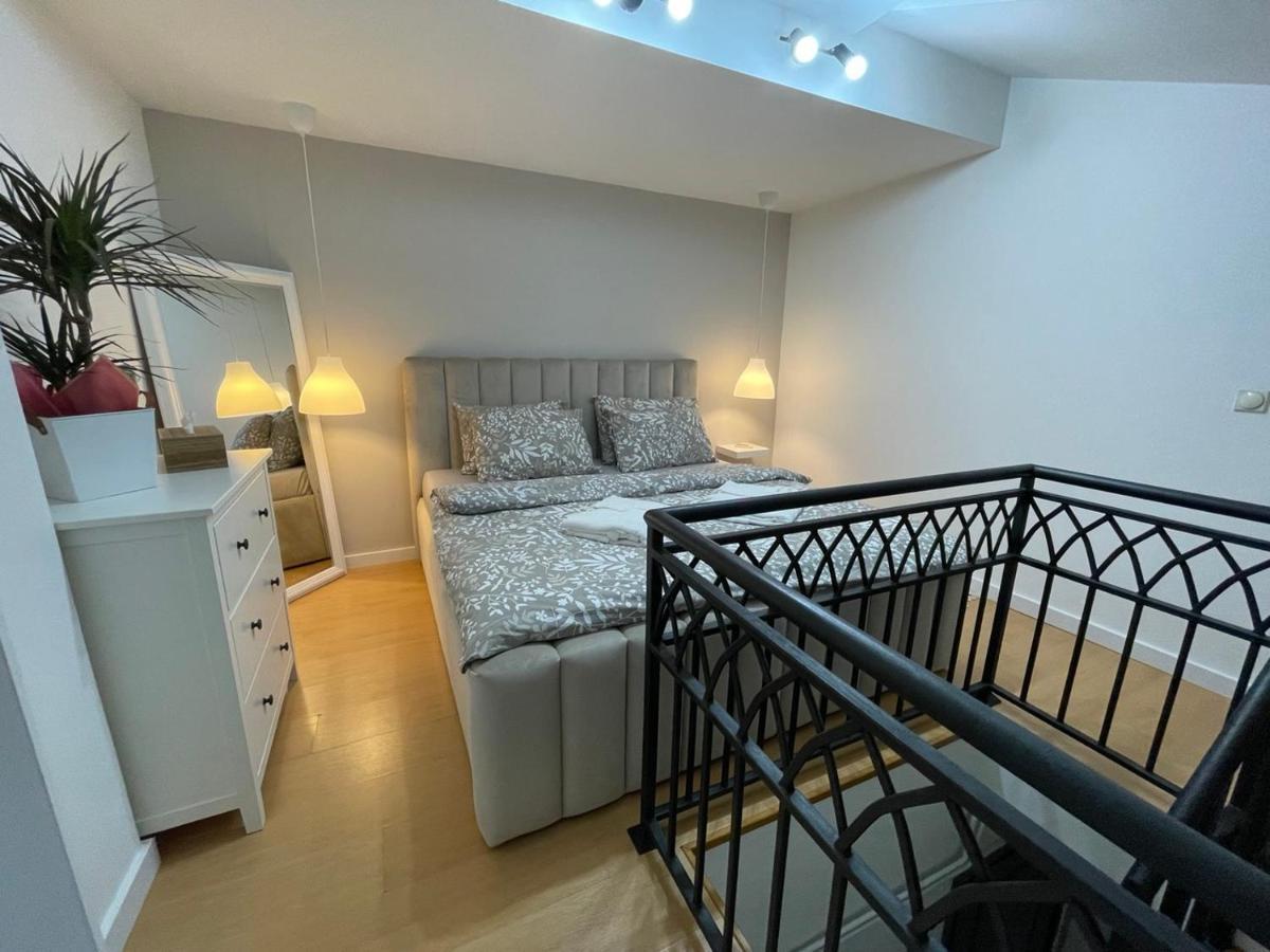 Apartman Element Kruševac Eksteriør billede