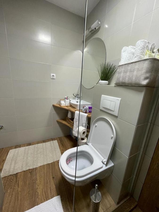 Apartman Element Kruševac Eksteriør billede
