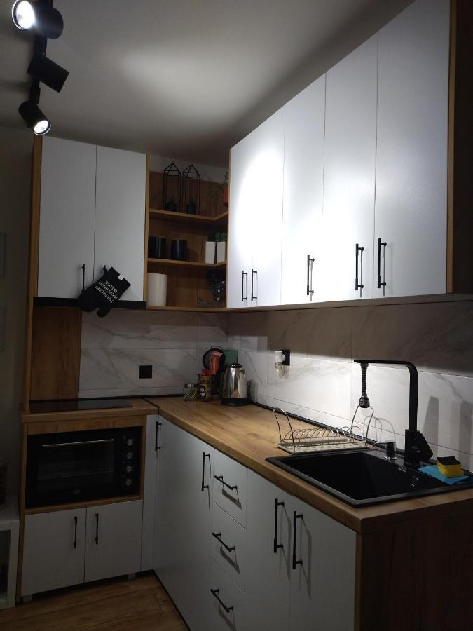 Apartman Element Kruševac Eksteriør billede