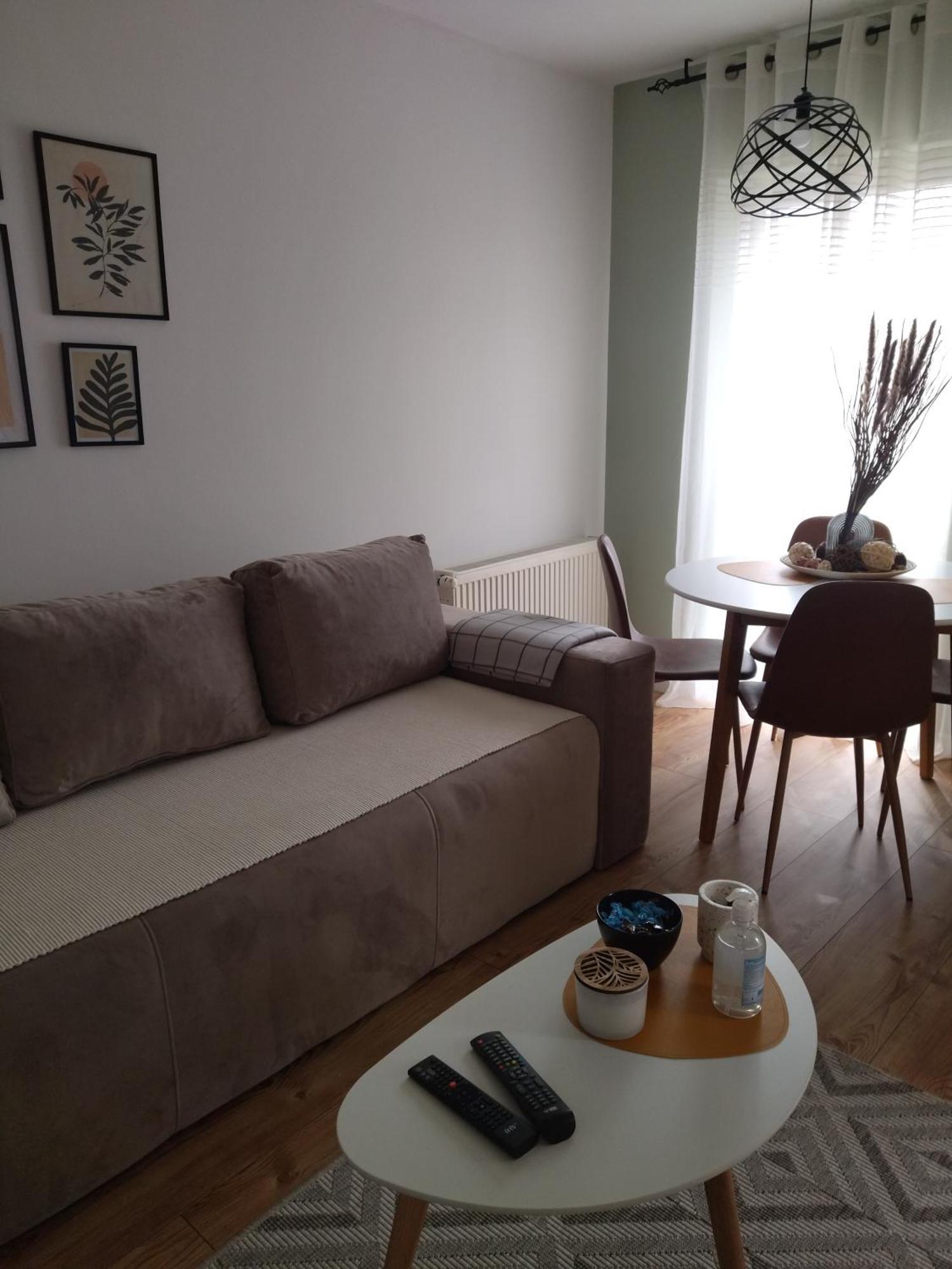 Apartman Element Kruševac Eksteriør billede
